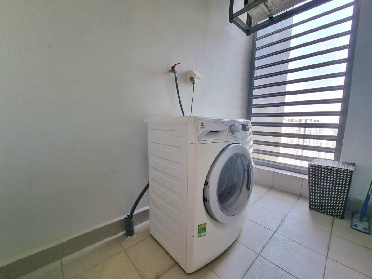 Queen House - Vinhomes Park Apartamento