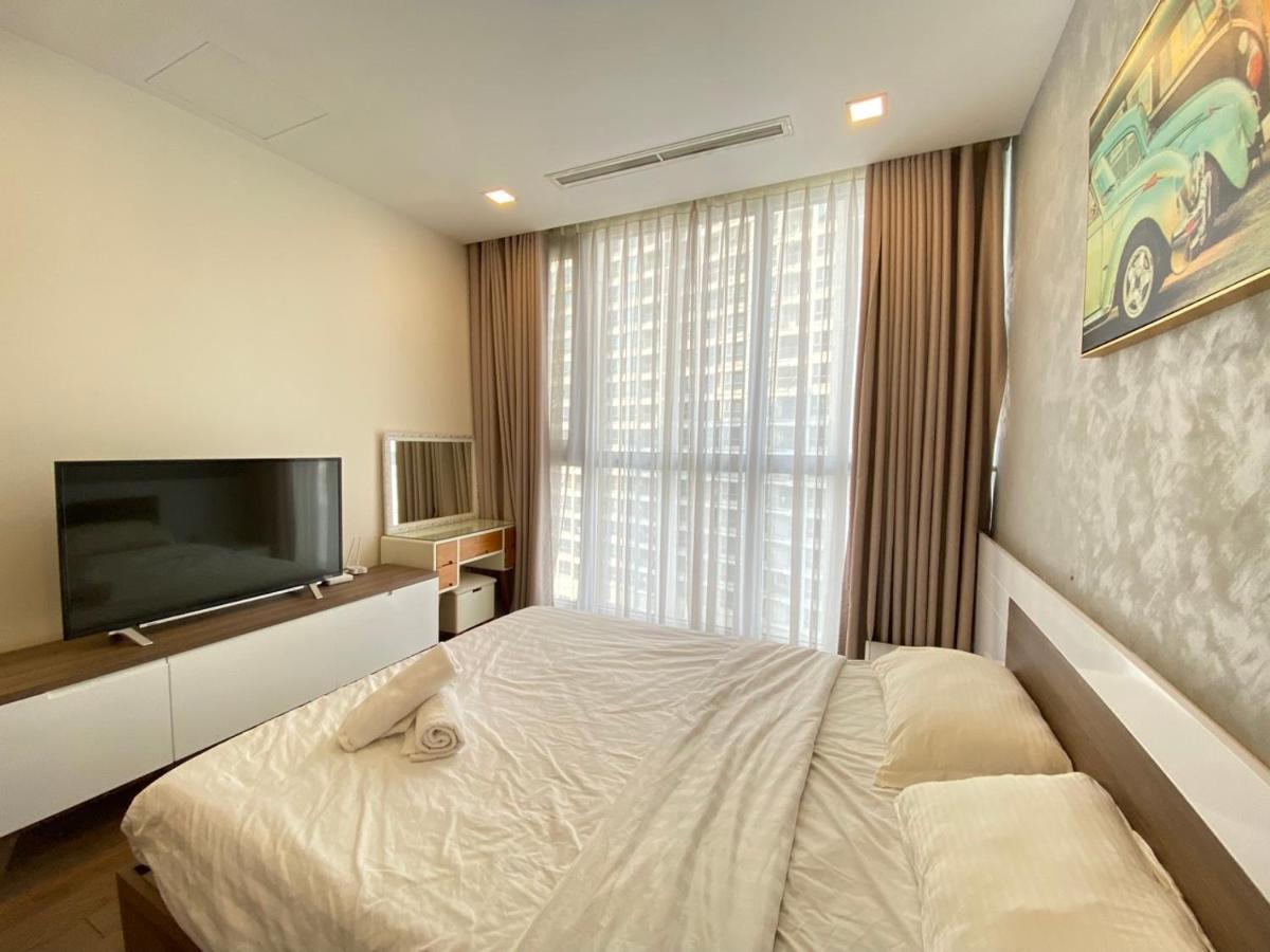 Queen House - Vinhomes Park Apartamento