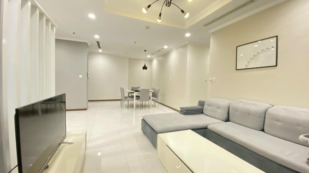 Queen House - Vinhomes Park Apartamento