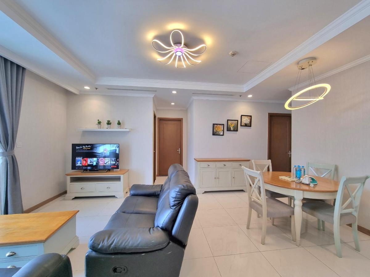 Queen House - Vinhomes Park * Cidade de Ho Chi Minh